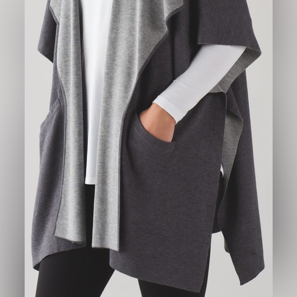 Lululemon After Asana Wrap One Size Fits Most Medium Dark Grey  Cashmere Blend - Picture 6 of 14